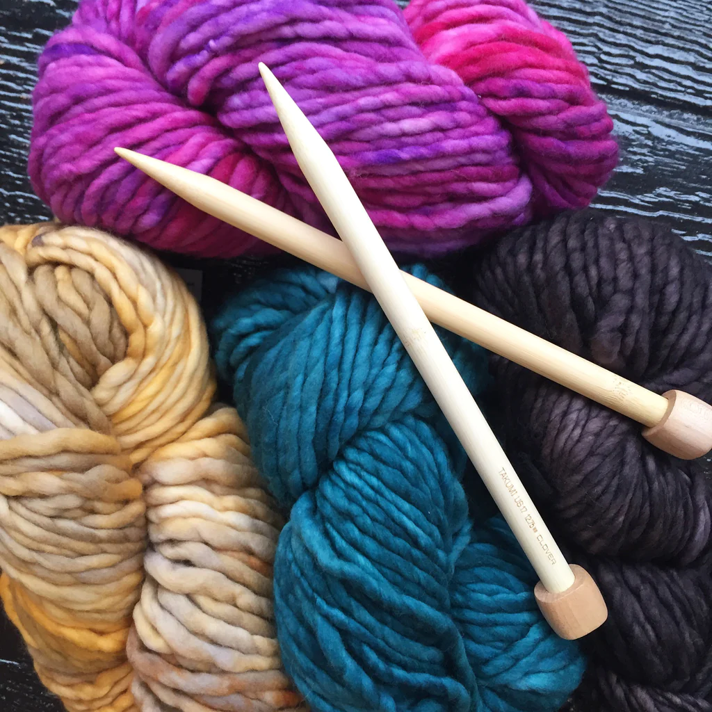An image showing some basic knitting supplies